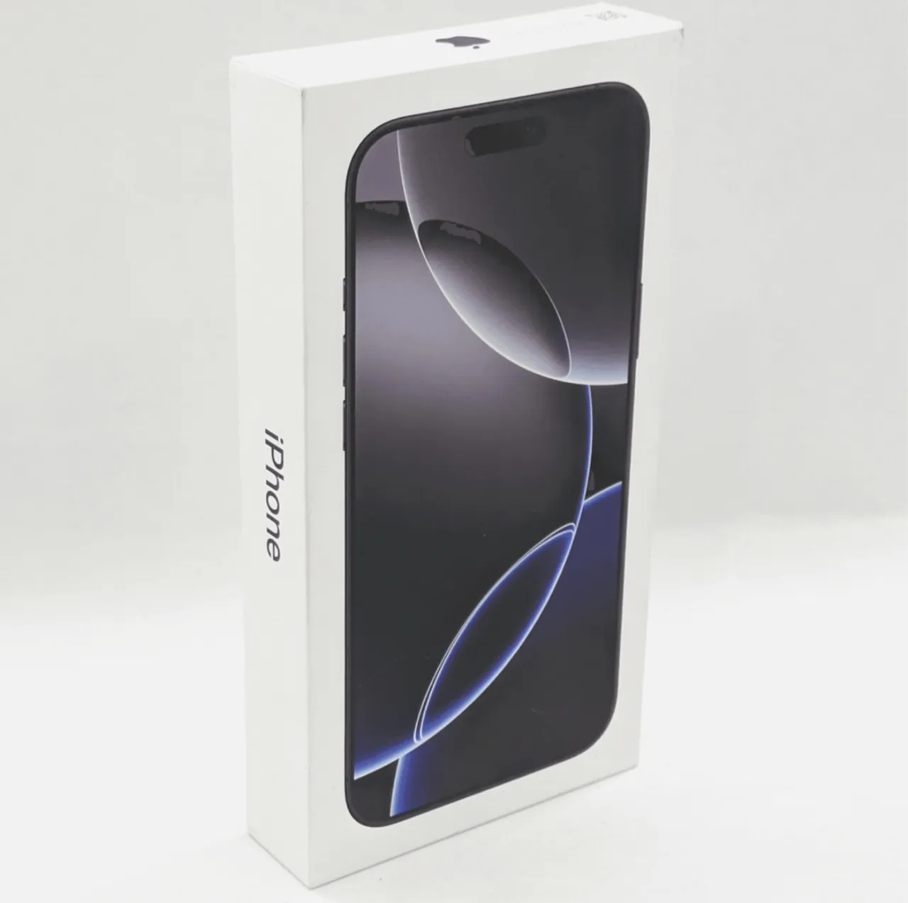 iPhone 16 Pro Max 256gb - Black Titanium - Lacrado