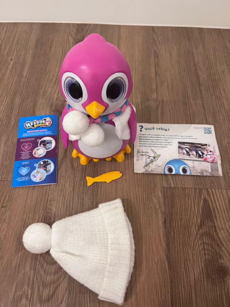 Brinquedo Resgate O Pinguim Rosa Com Sons