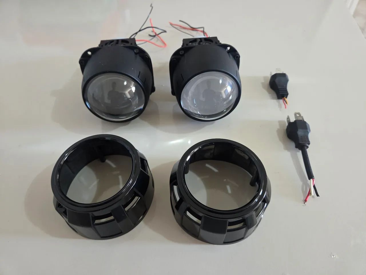 Projetor laser Bi-led + capa simples - Foto 2