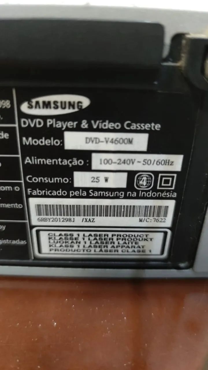 Player e Gravador de Vídeo DVD e VHS Samsung DVD-V4600M - Foto 6