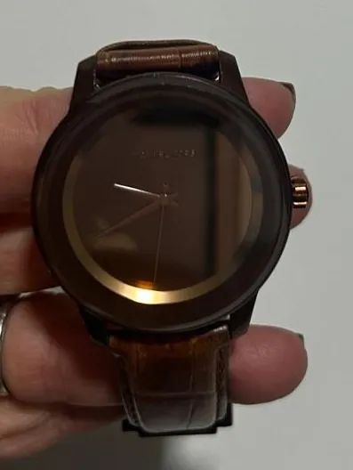 Relógio Michael Kors pulseira de couro - Foto 2