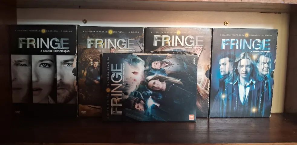 BOX  DVD- Fringe (1 - 5 Temporadas Completa) 