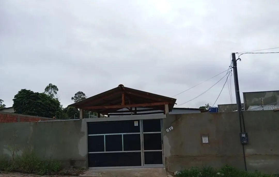 Barraco a venda no Sol nascente, trecho 2