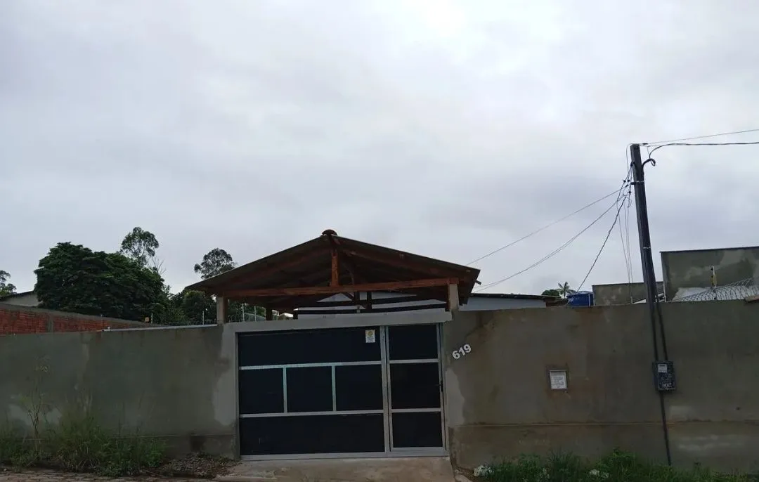 Barraco a venda no Sol nascente, trecho 2