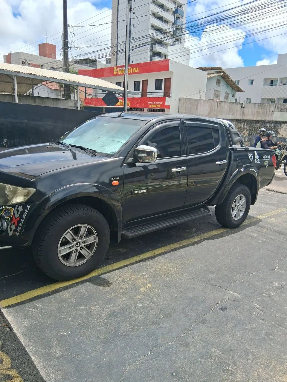 Mitsubishi L200 2010