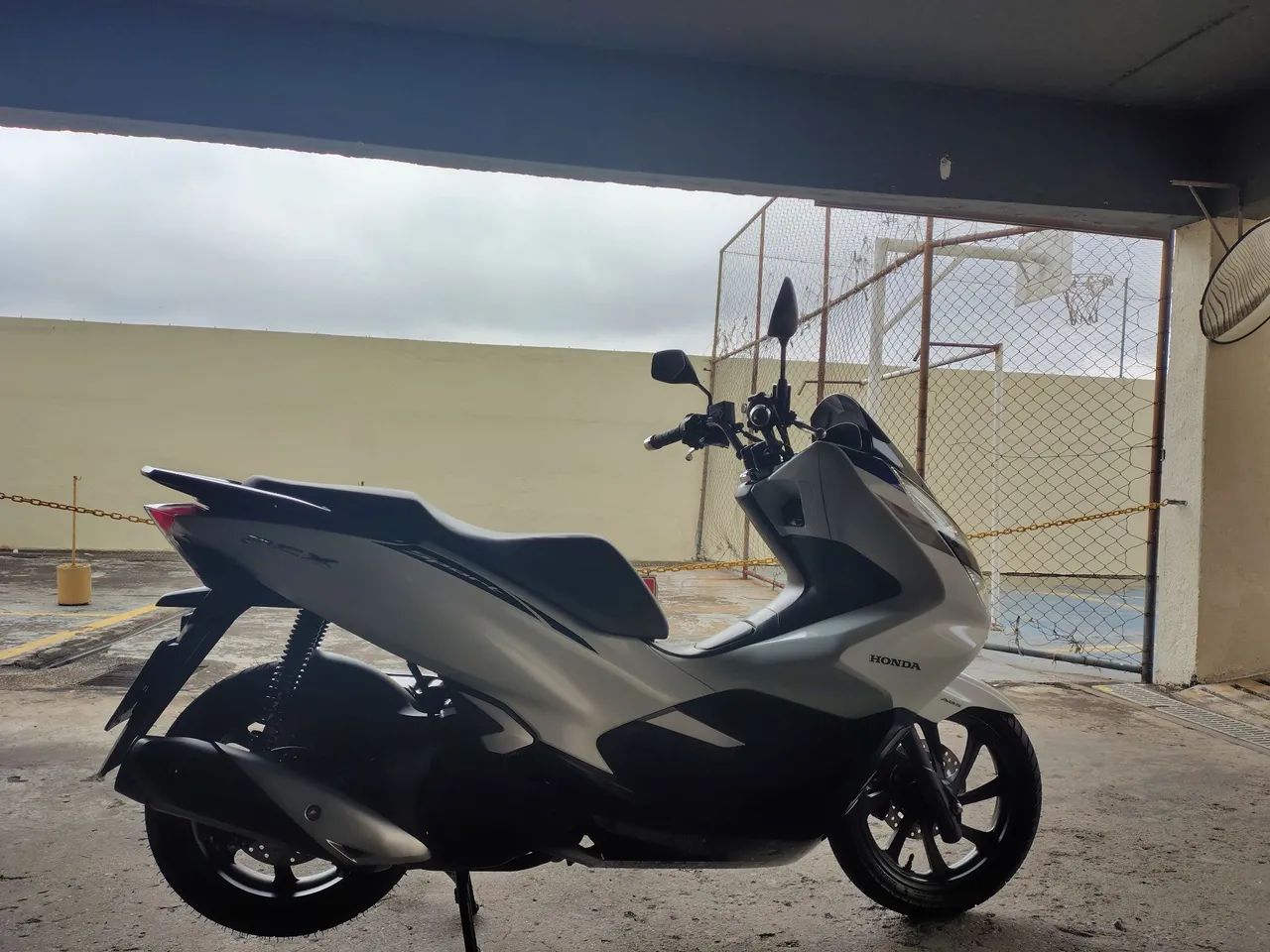 Honda PCX SPORT  - Foto 4