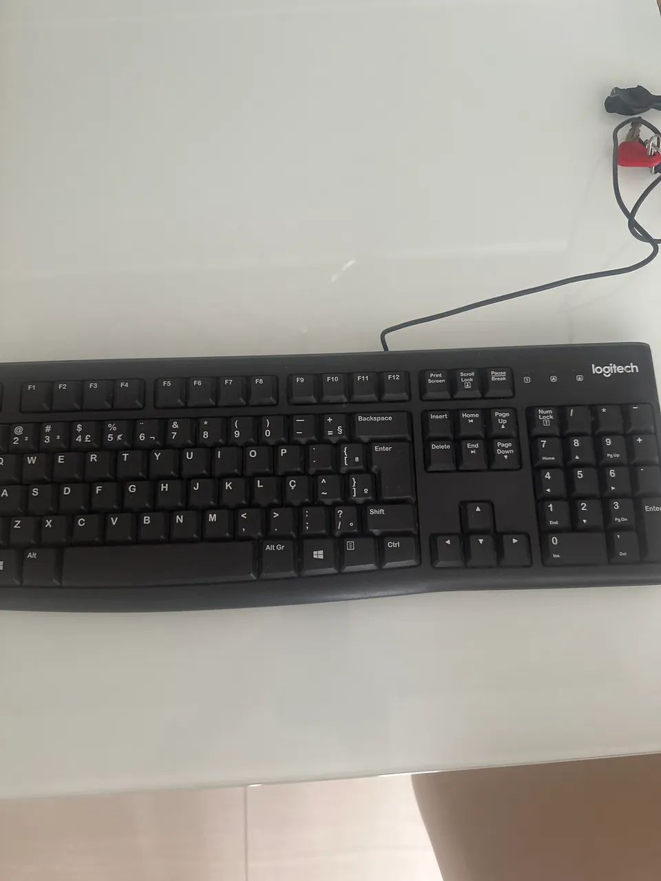 Teclado com fio