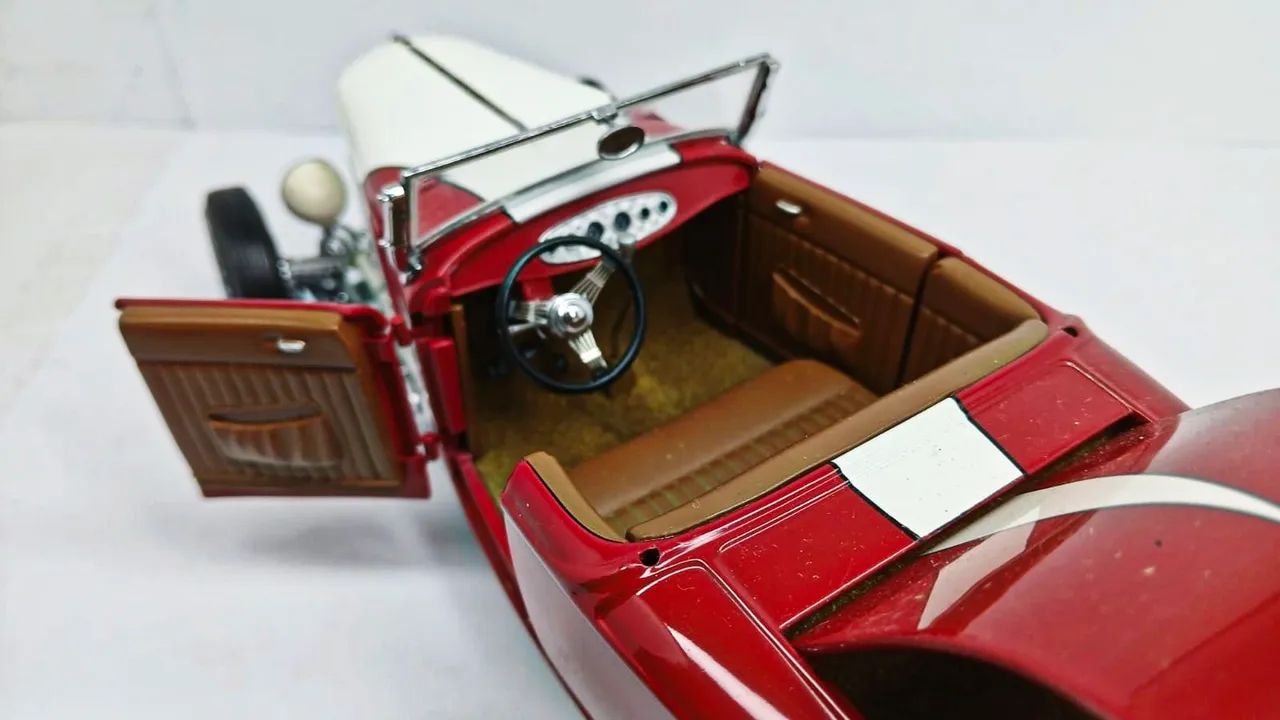 Miniatura Ford So-Cal Speedster Hot Rod 1/18 - Foto 5