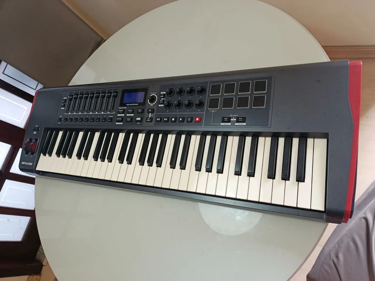 Teclado controlador USB/MiDi Novation Impulse 61
