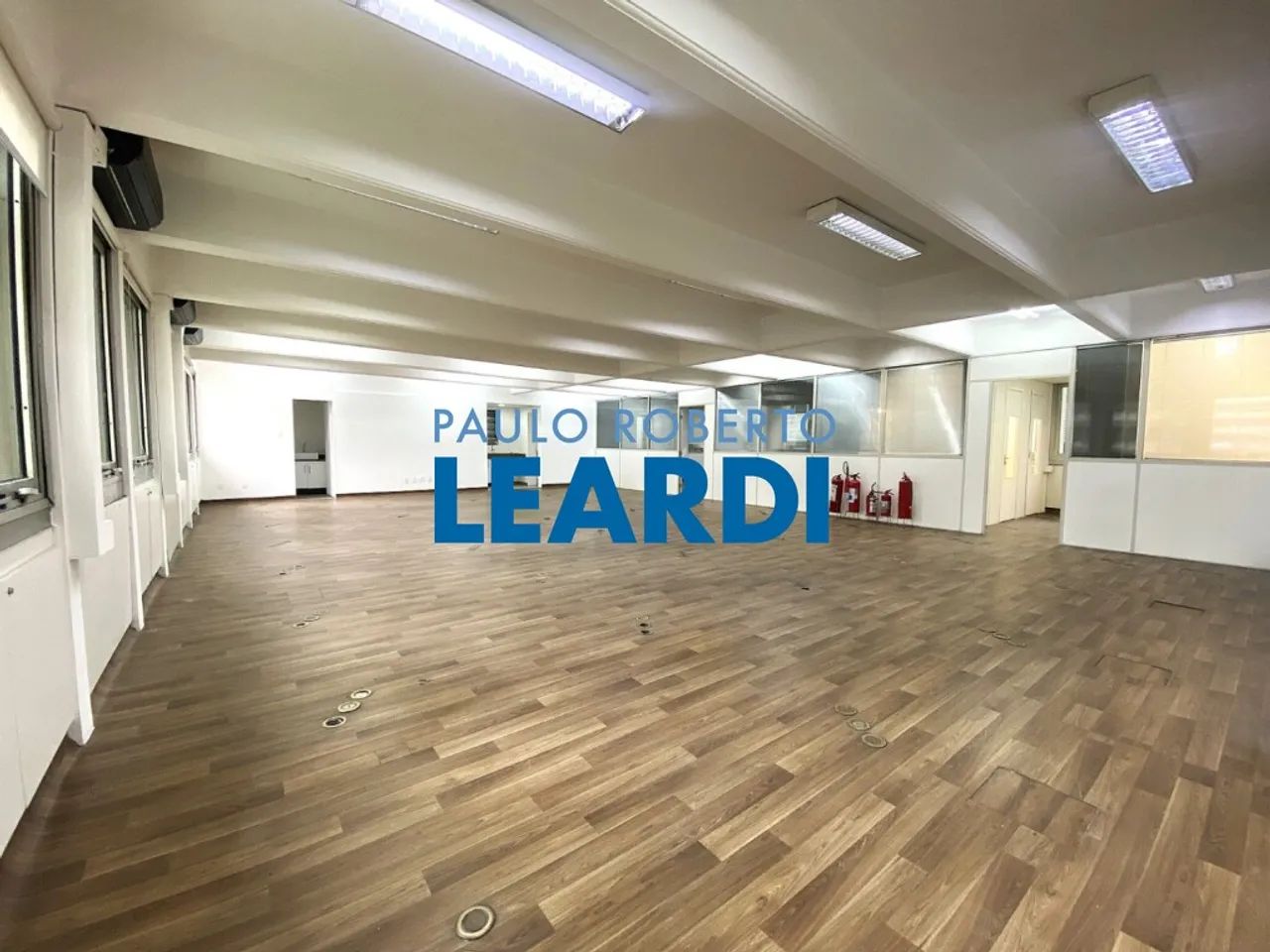 CONJ. COMERCIAL - CERQUEIRA CÉSAR - SP