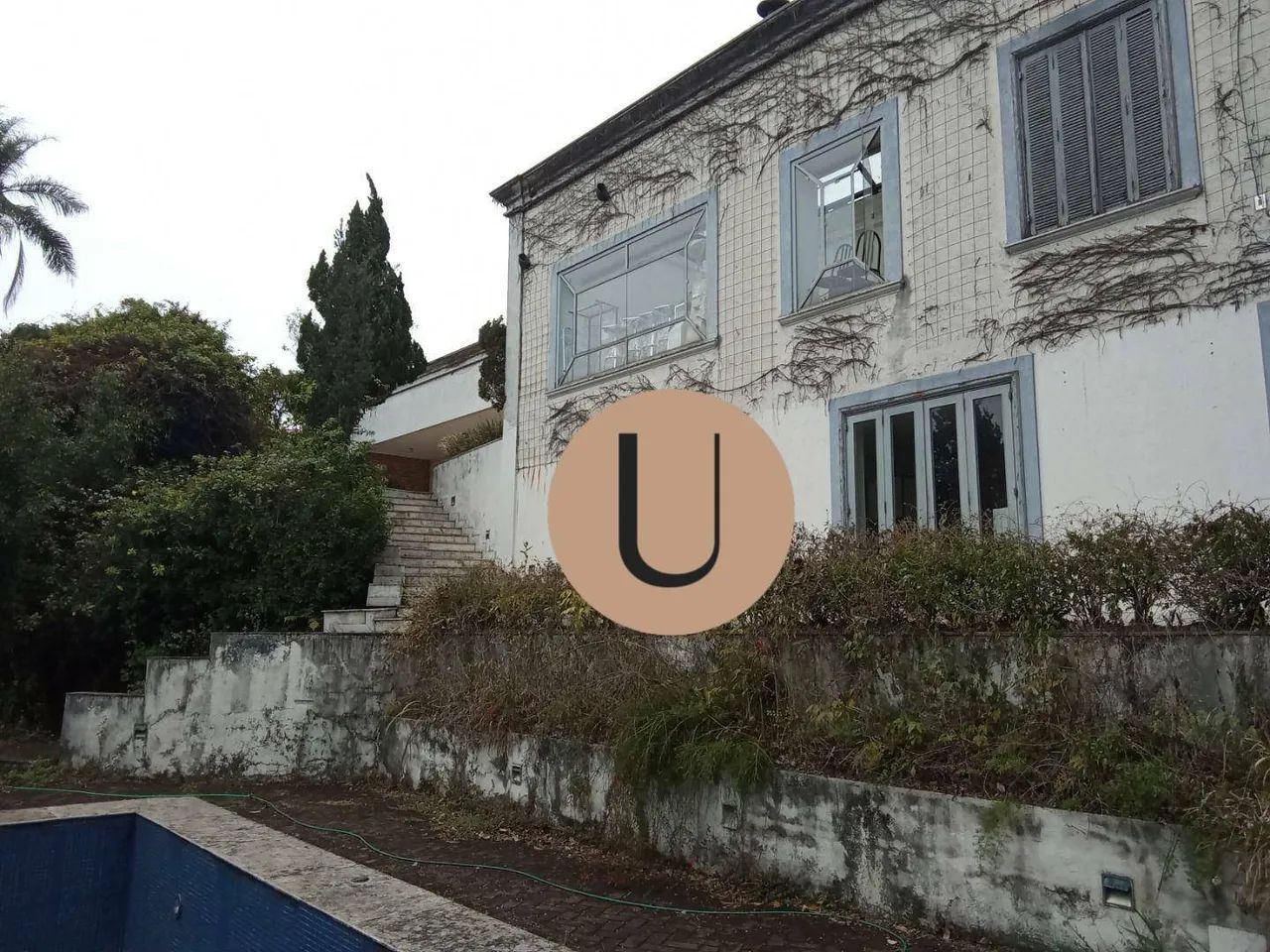 Casa com 1170 m² de área útil e 3.600 m2 de terreno no melhor ponto do Morumbi!
