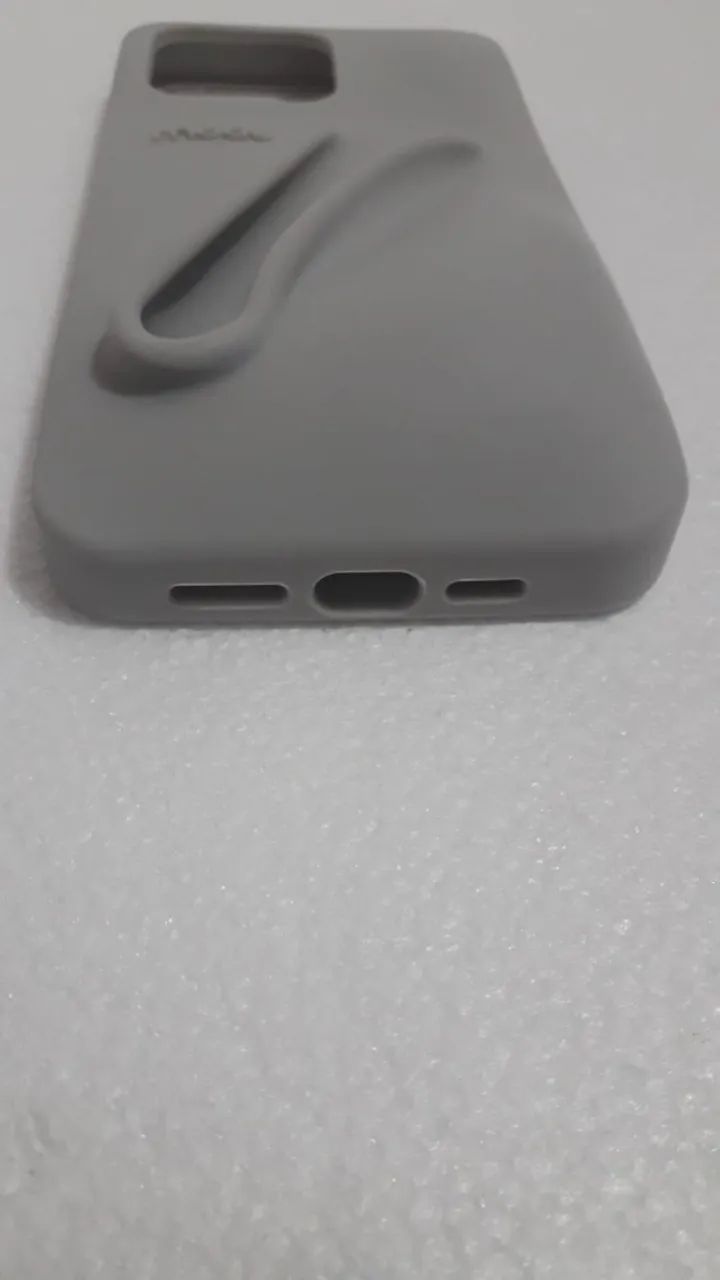 Capa de celular original da Rhode cor cinza em silicone nova sem uso - Foto 3
