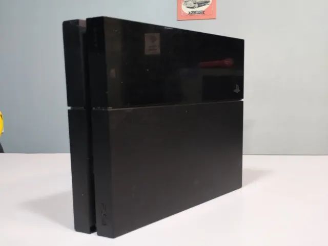 PS4 500GB + 2 Controles - Foto 3