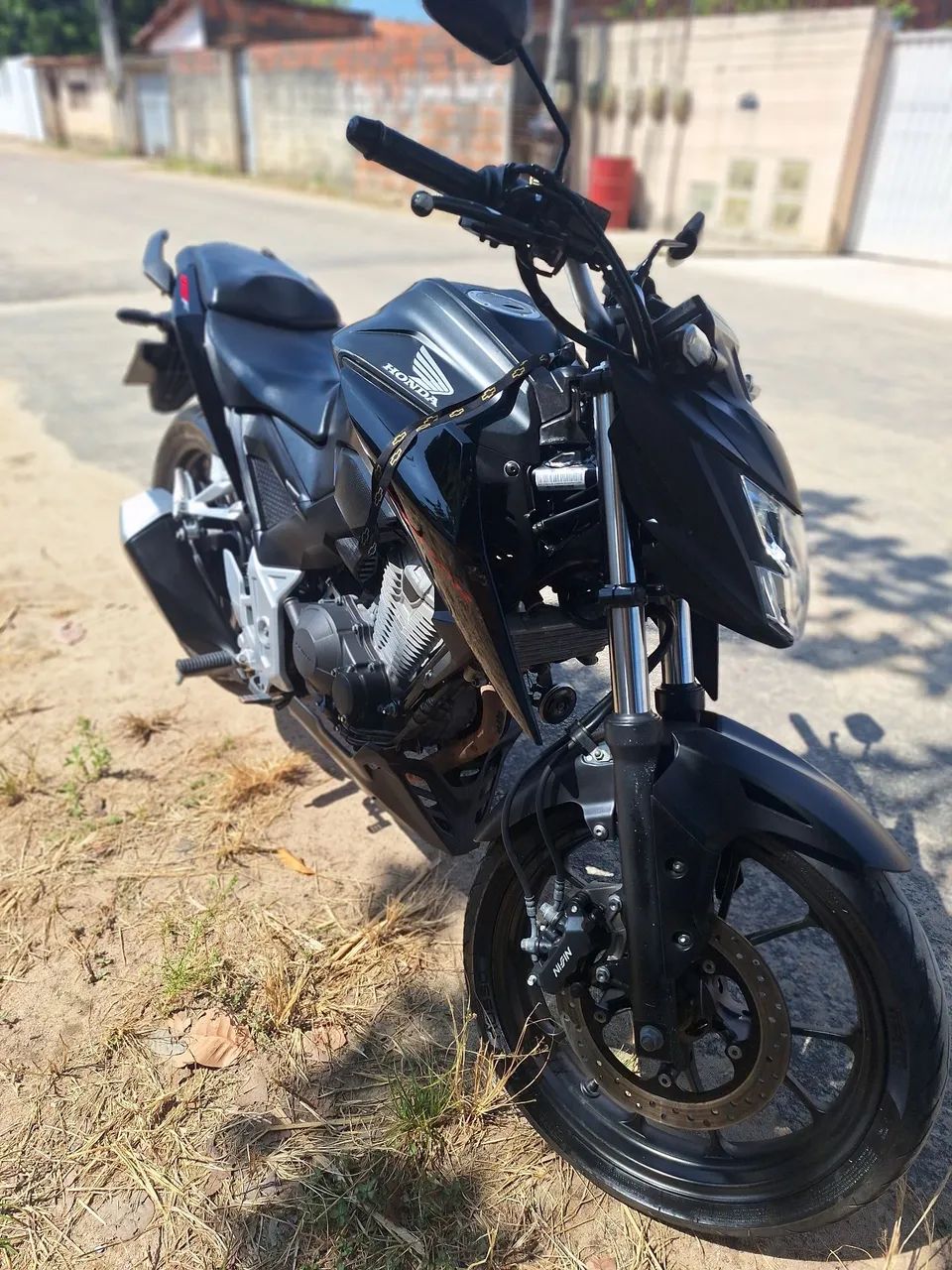 CB 300F 2023/2024 - Foto 2