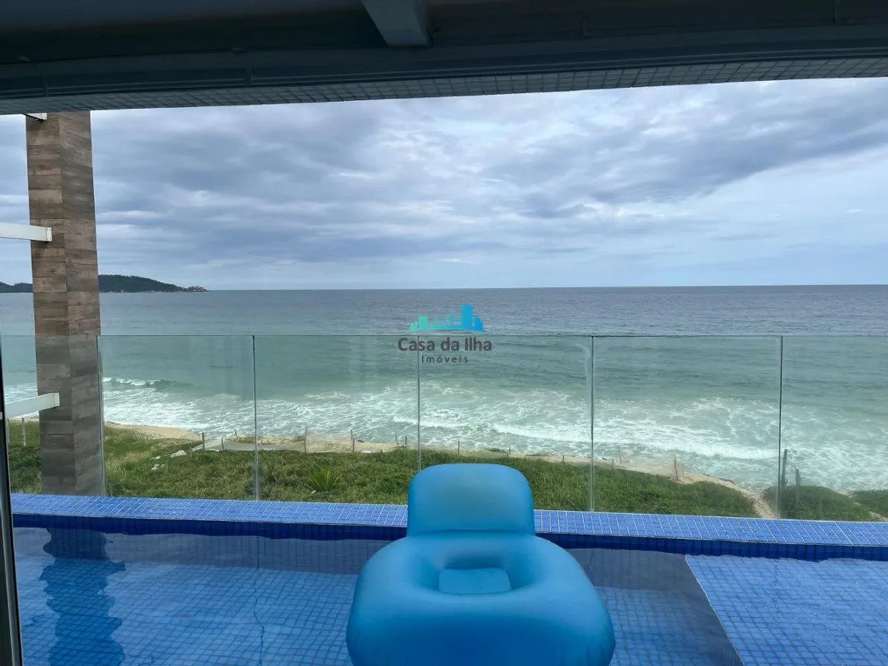 Apartamento frente mara praia Morro das Pedras - Foto 2