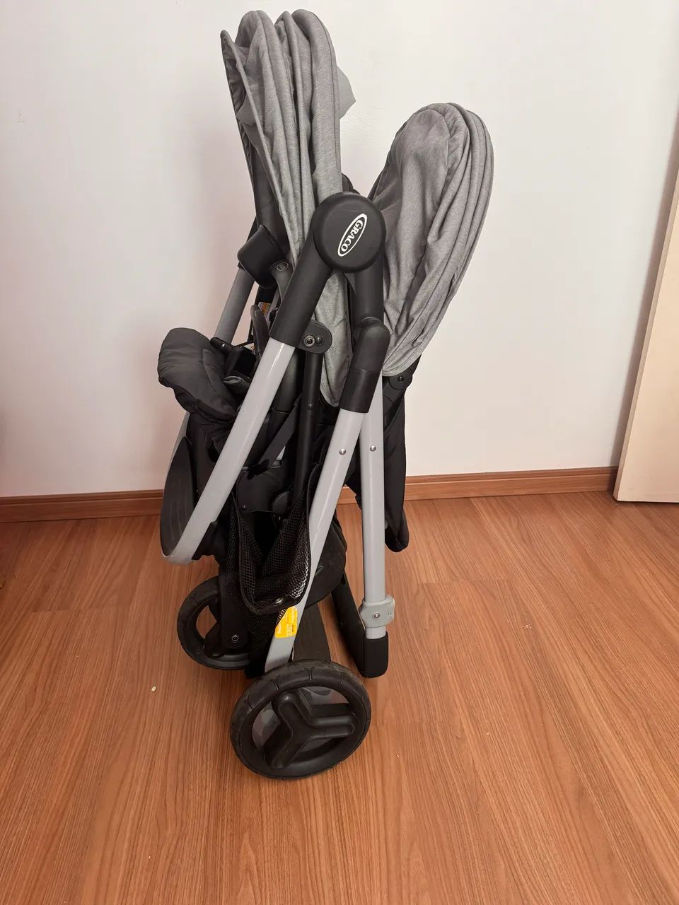 Carrinho de bebê para gêmeos - Foto 5