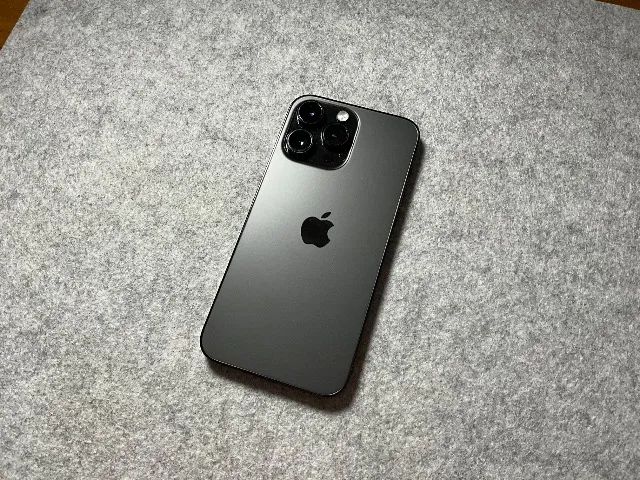 Apple iPhone 14 Pro Max 256gb Preto c/ Acessórios - 84% Bateria