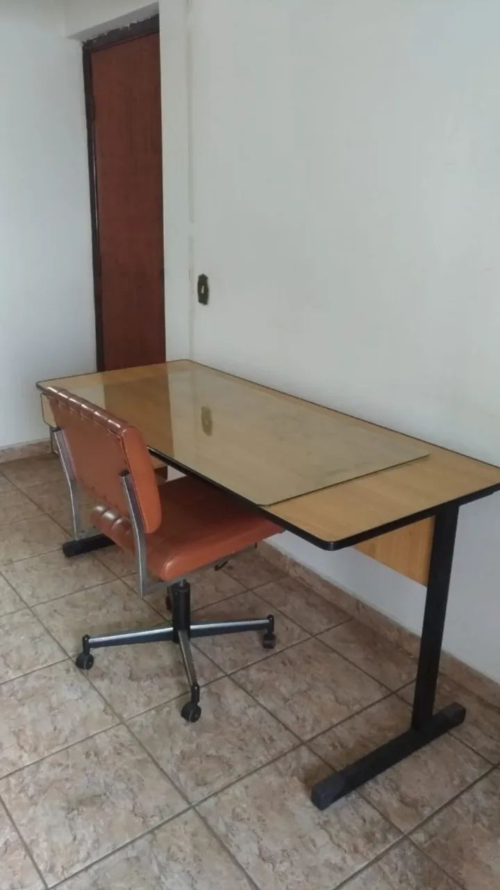 Mesa + cadeira para escritório