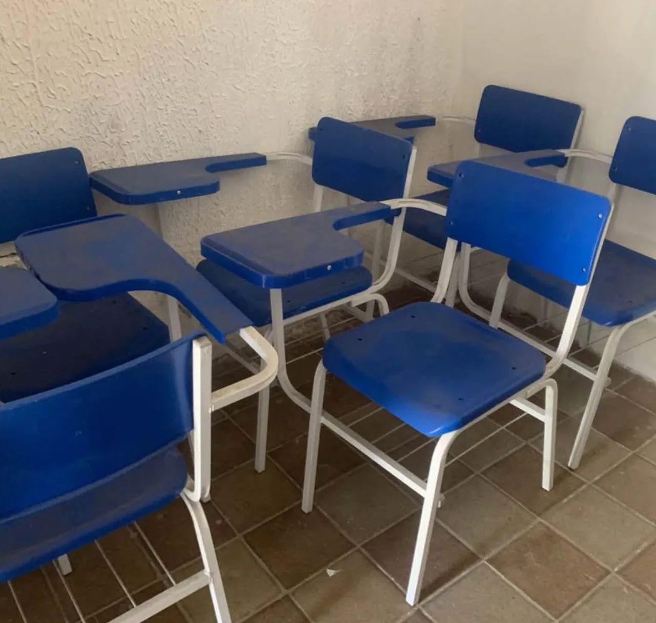 Cadeira de escola 