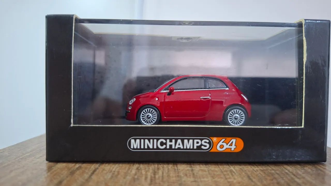 Minichamps Fiat 500 1:64 Red
