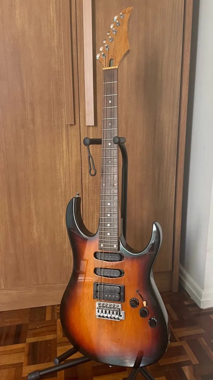 Guitarra superstrato (S.S.H) sunburst - Foto 2