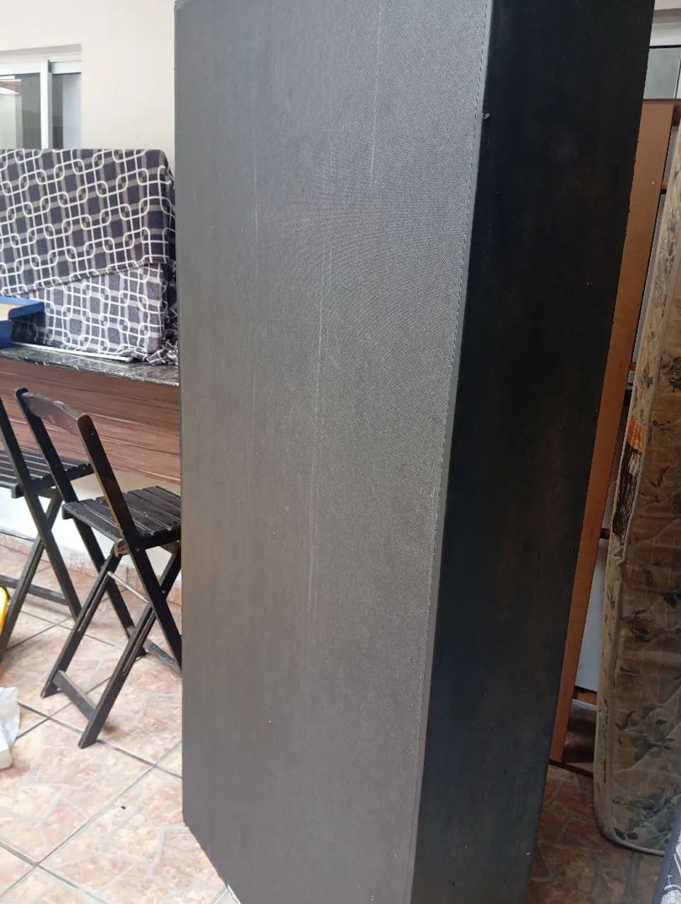 Vende-se cama de solteiro Box sem colchão - Foto 2