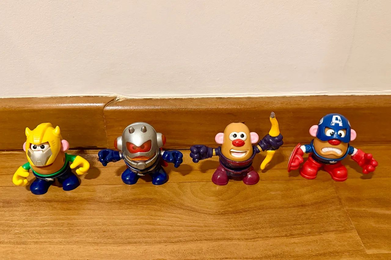 kit mini cabeça de batata hasbro - guerreiros e heróis  - Foto 2