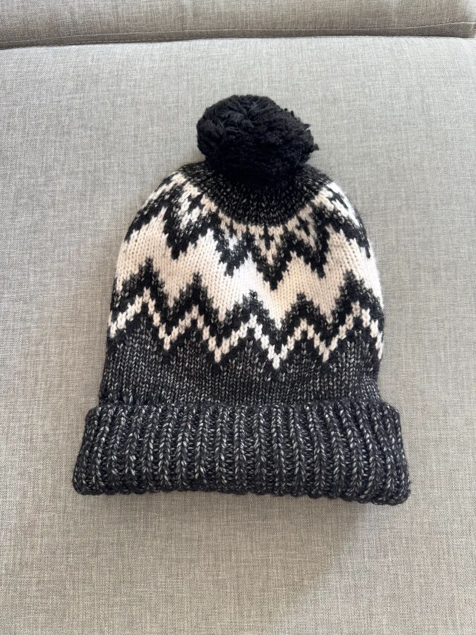 Kit Gorro + Cachecol de Crochê Tricot Preto e Branco - Inverno - Foto 2