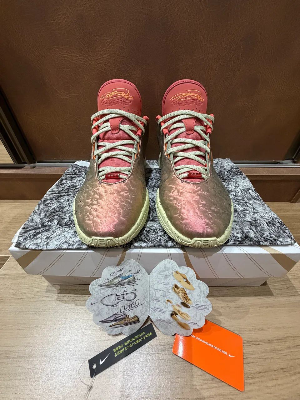 kminion Nike Lebron 21 Queen Conch Tam : 41/42 novíssimo Original