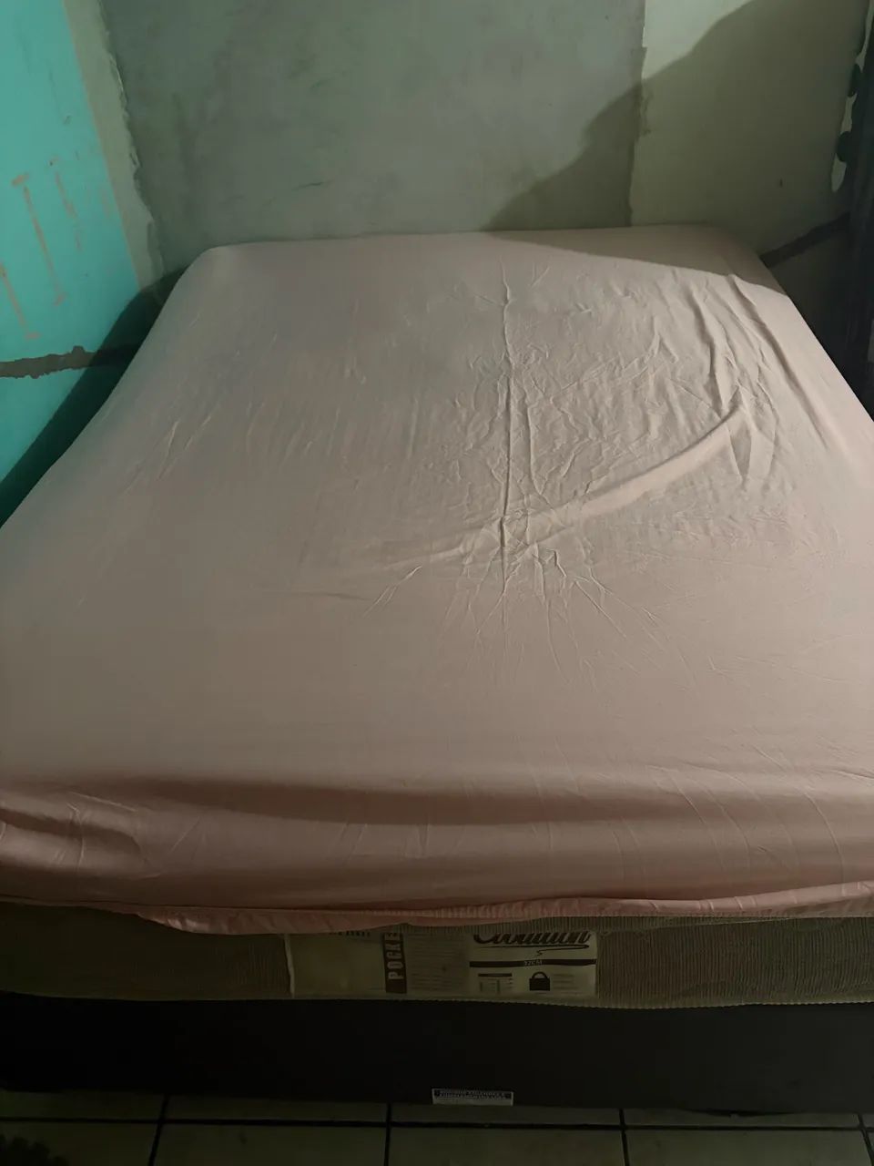 Vendo colchão casal 