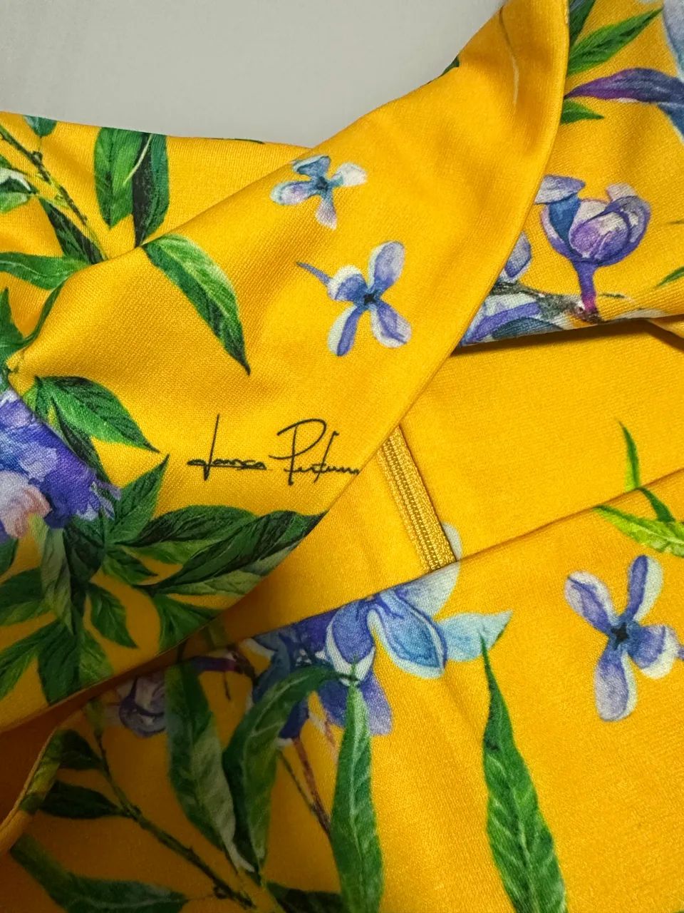 Vestido lança perfume  - Foto 5
