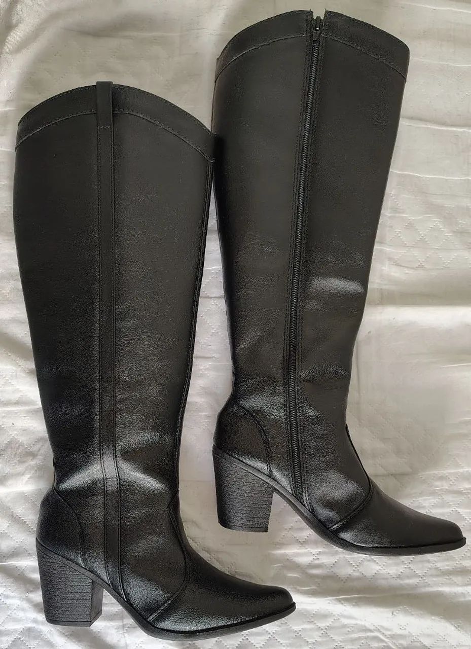 Bota couro sintético 
