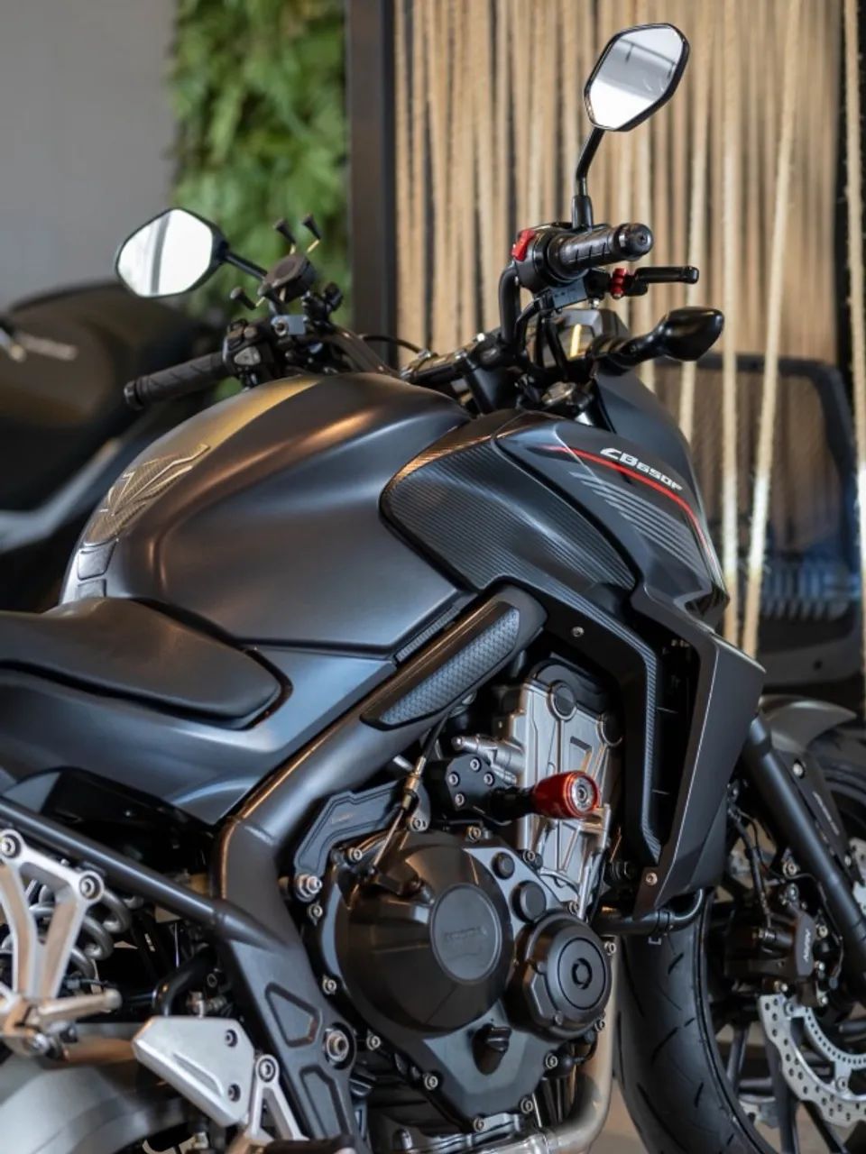 HONDA CB 650F - 2015 - Foto 3