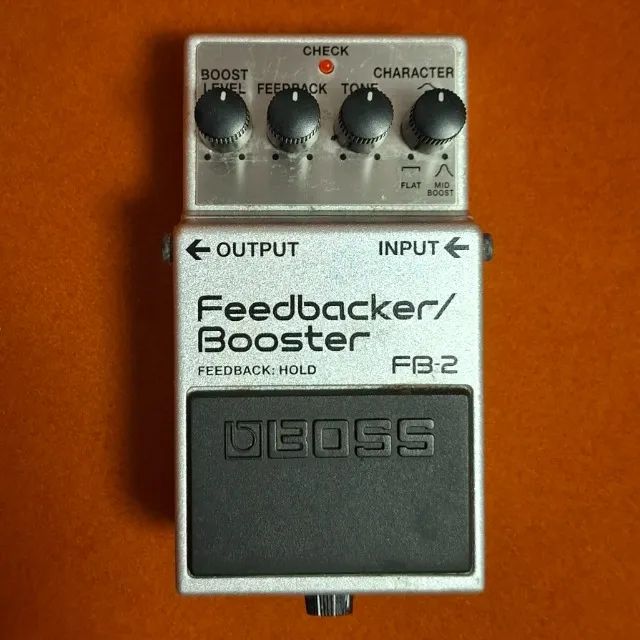 Pedal Boss Feedbacker / Booster FB-2 - Foto 2