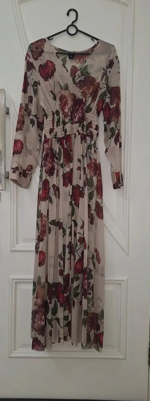 Vestido com estampa floral