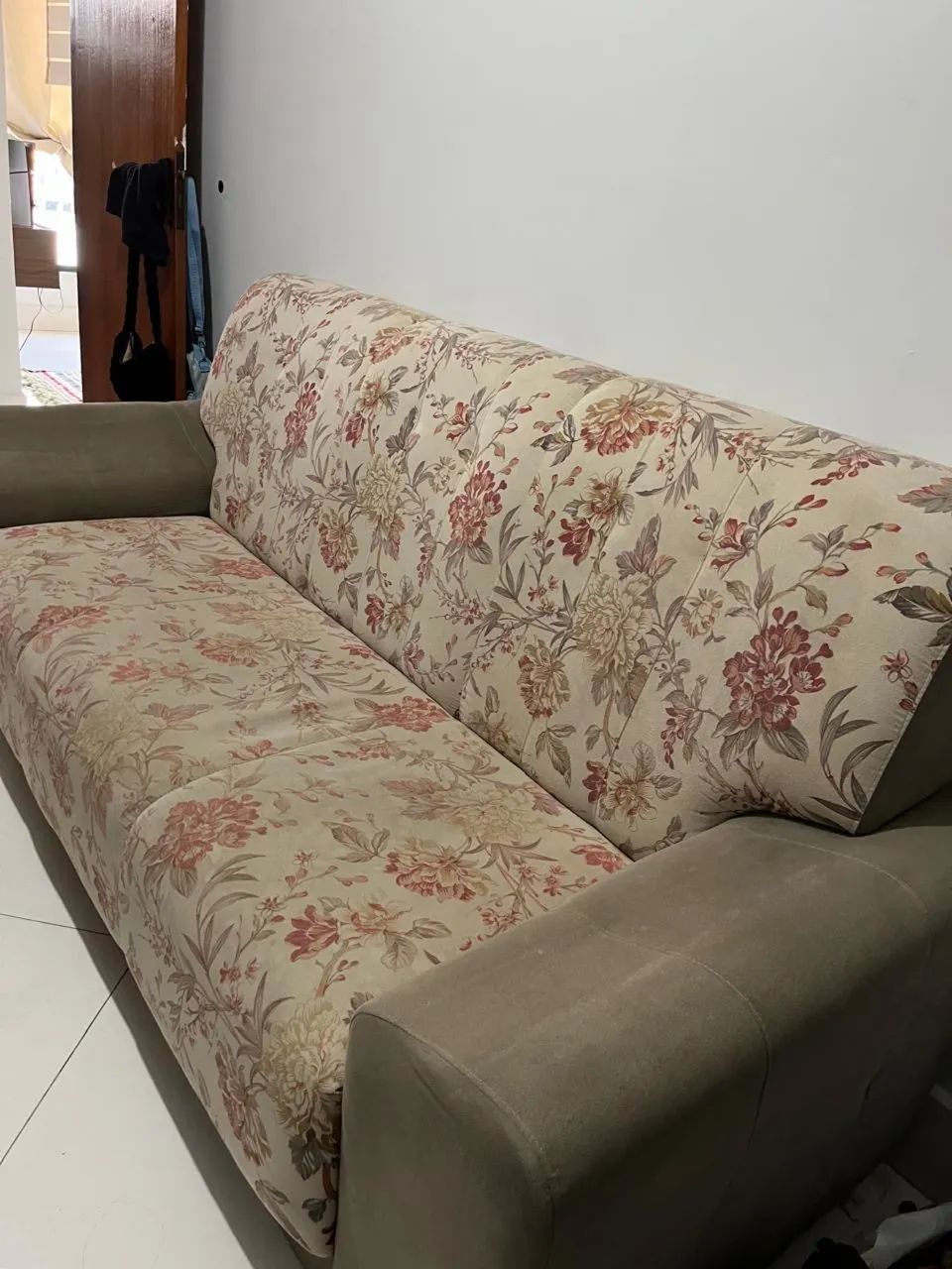 Sofa65746287601409120