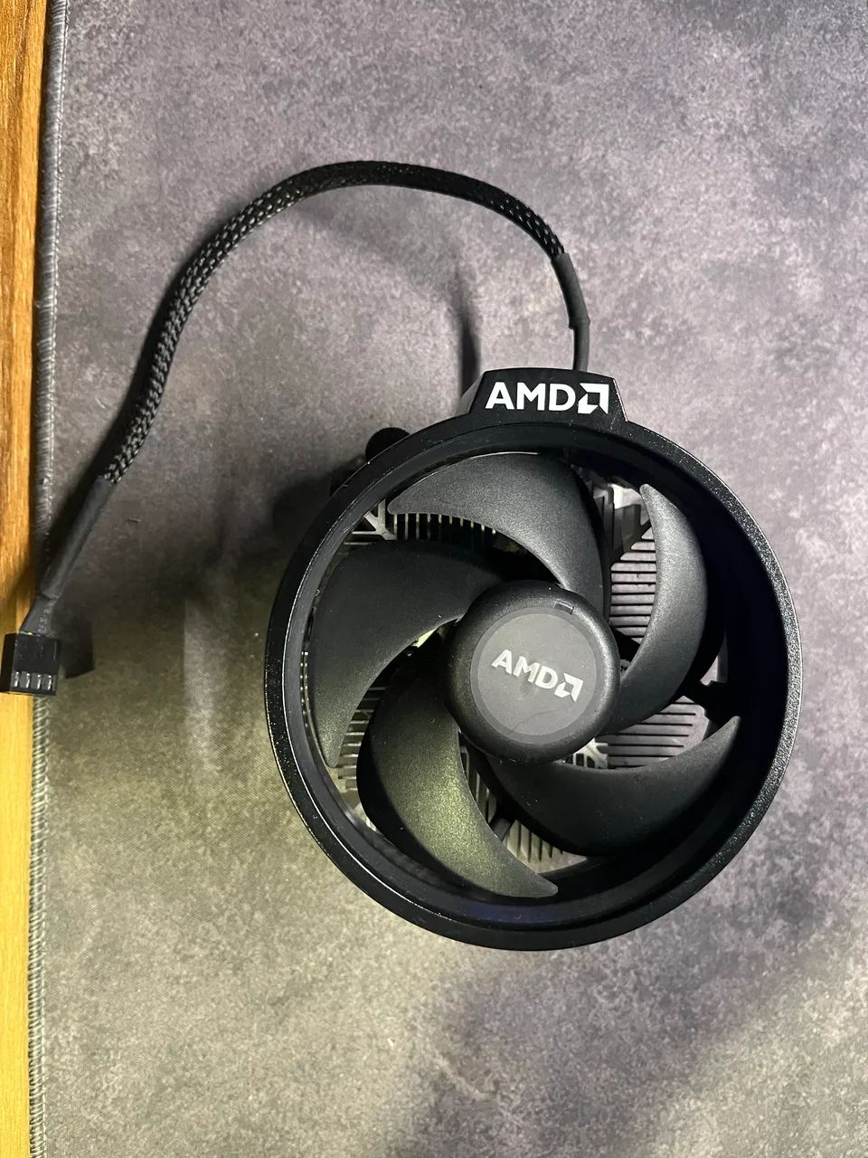 Ryzen 5 5600G + Cooler - Foto 3