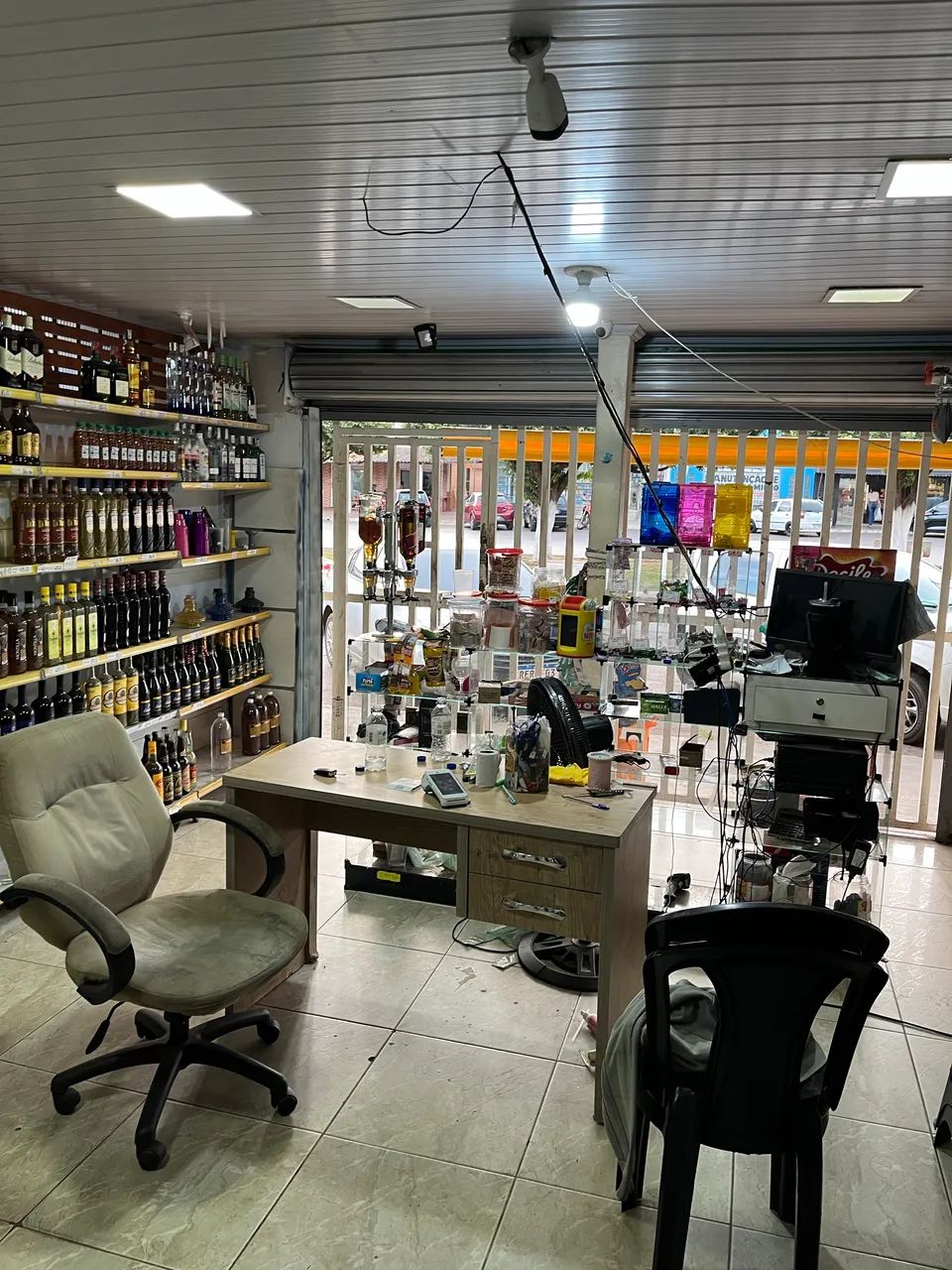 Vendo distribuidora montada com câmara fria  - Foto 3