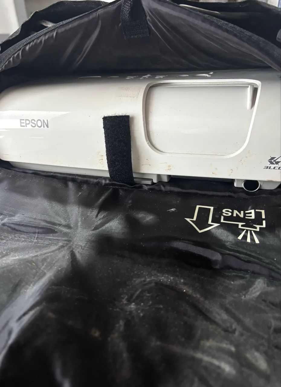 Projetor multimídia Epson PowerLite S5 branco -Usado em excelente estado  - Foto 4