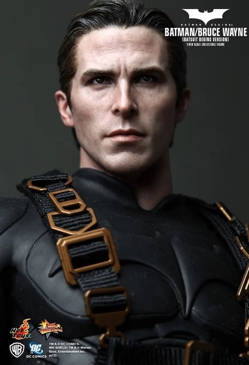 BATMAN/ BRUCE WAYNE BATSUIT hot toys - VERSION Exclusive 1/6 MMS155 - BATMAN BEGINS - Foto 4