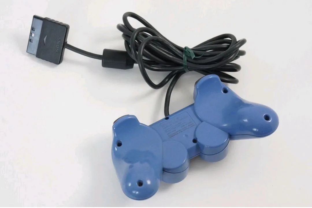 Console PS2 Ratchet Toys azul JAPONÊS E BLOQUEADO. (SEM O JOGO