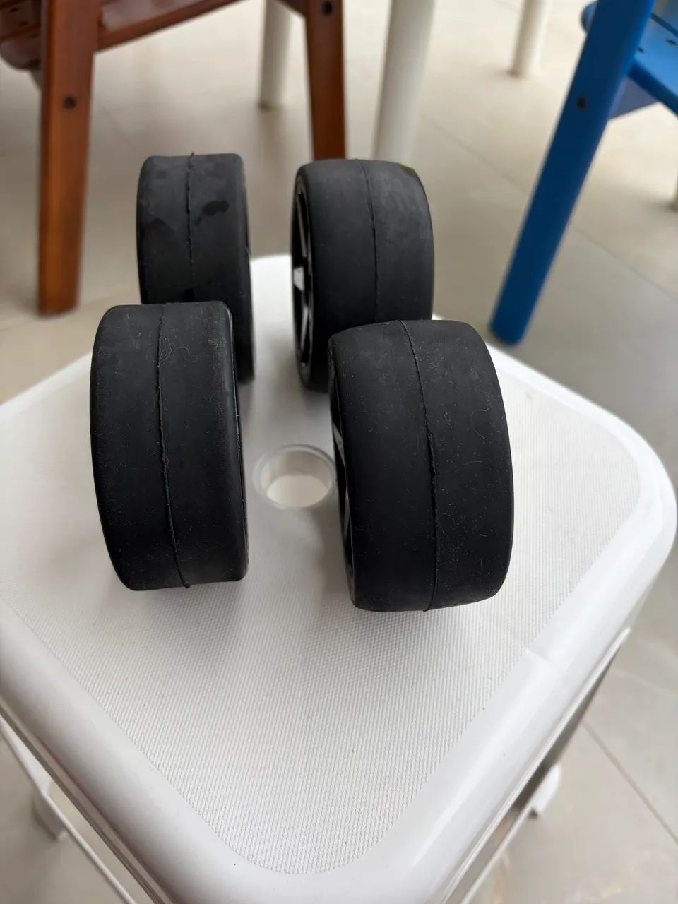 Rodas 17mm automodelo pneu slick - Foto 3