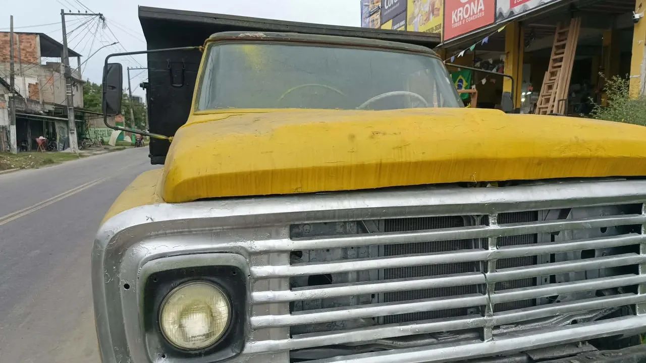 F600 1113 caçamba 