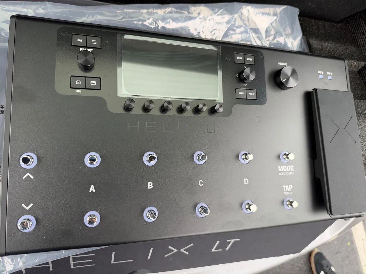 Helix LT line 6 na caixa  - Foto 2