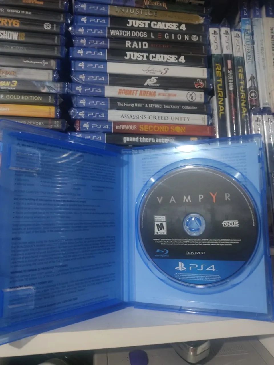 VAMPYR (PS4) - Foto 2