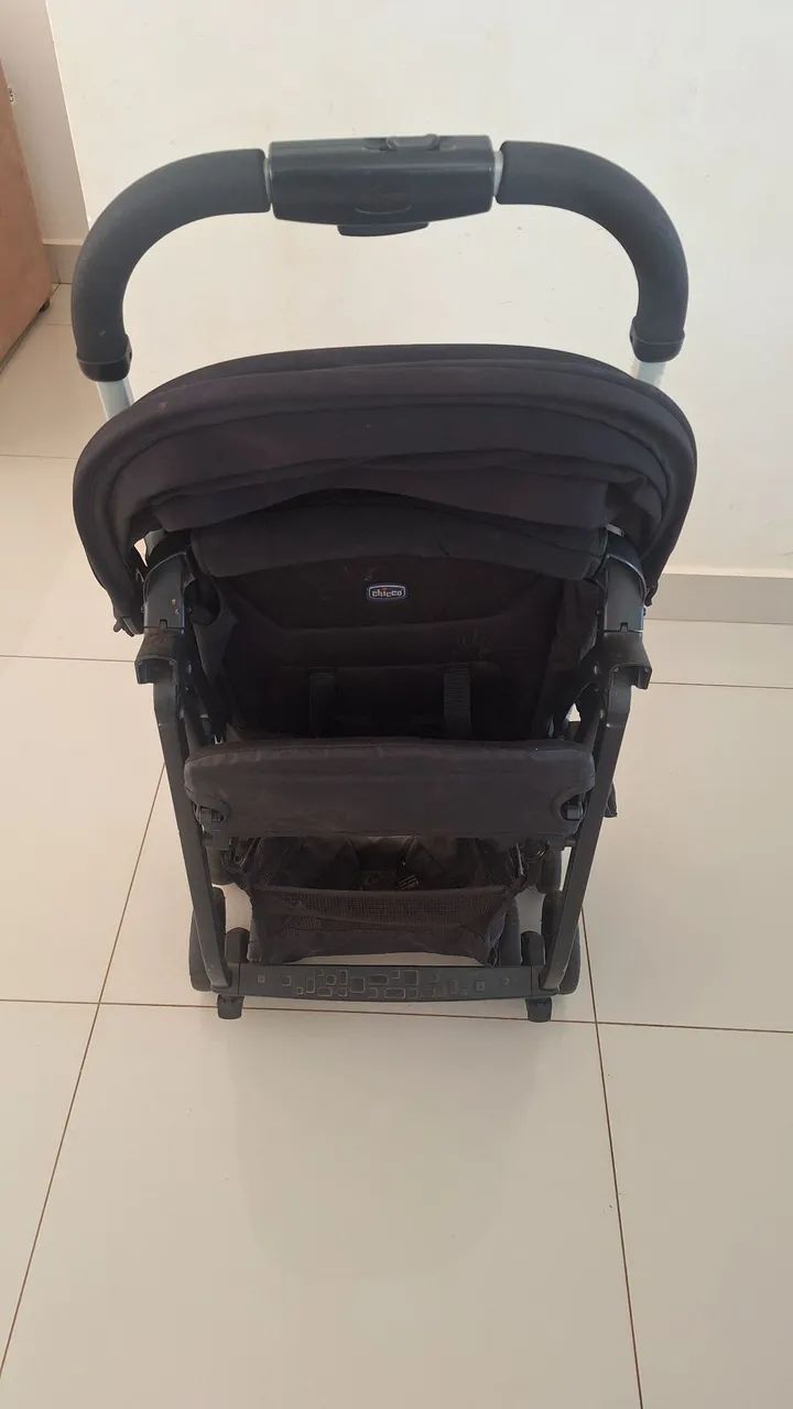 Carrinho de bebê marca Chicco - Foto 4
