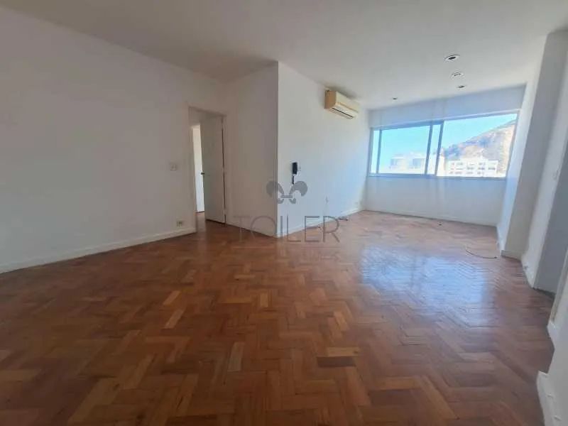 Apartamento na Rua Dias da Rocha