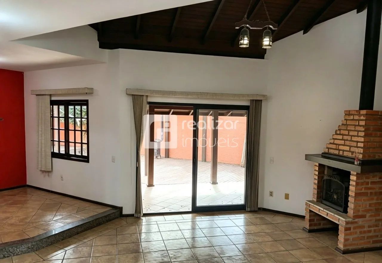 450 m² de terreno e 186 m² de área construída, - Foto 5