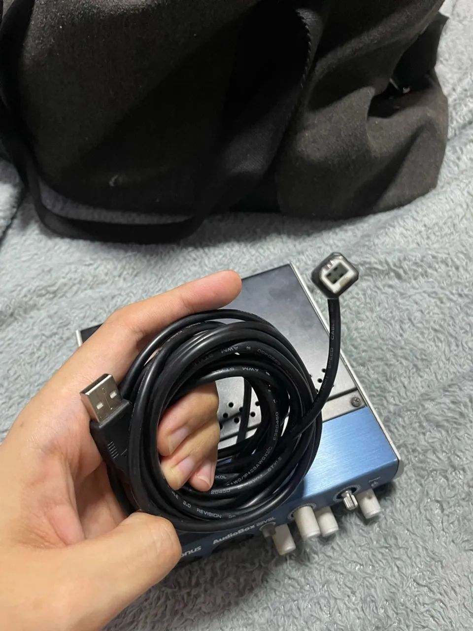 Interface de audio PreSonus Audiobox 22VSL com cabo USB Original - Foto 5