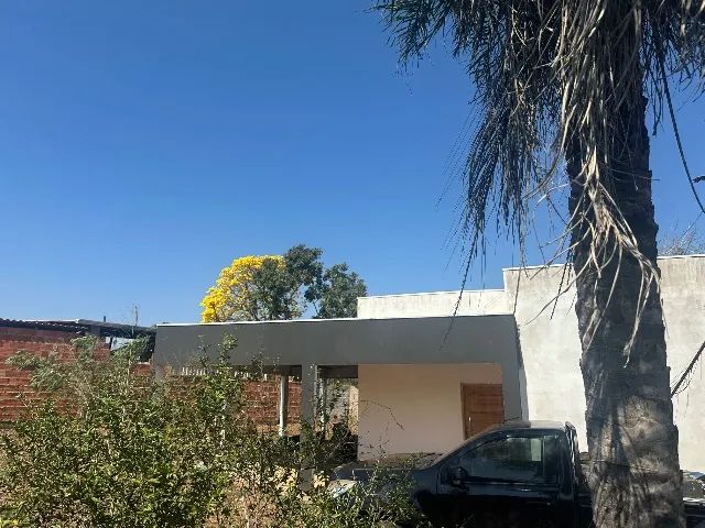 Casa mais barracão